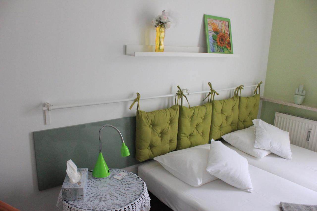 Kolorowa Guest Rooms Warsaw Exterior photo